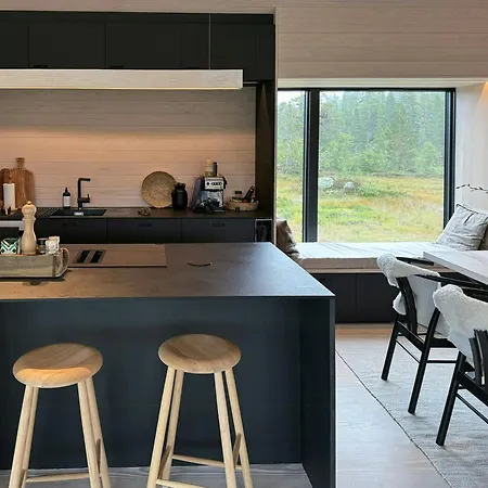 On Hallbjonnsekken With Views Of Spafjell Holiday home