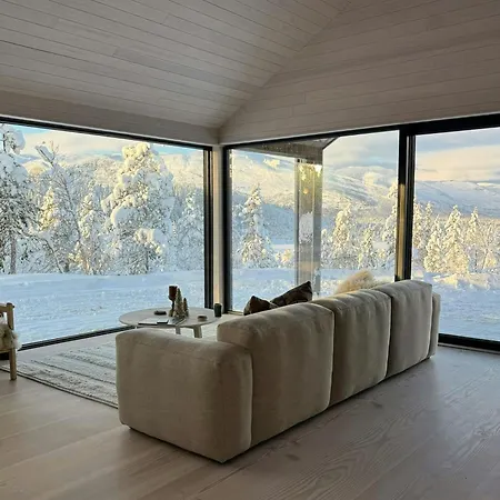 Holiday home On Hallbjonnsekken With Views Of Spafjell *